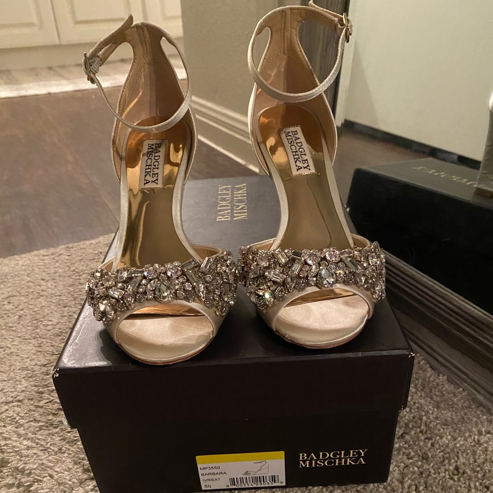 Badgley Mischka Barbara Ivory Satin Wedges